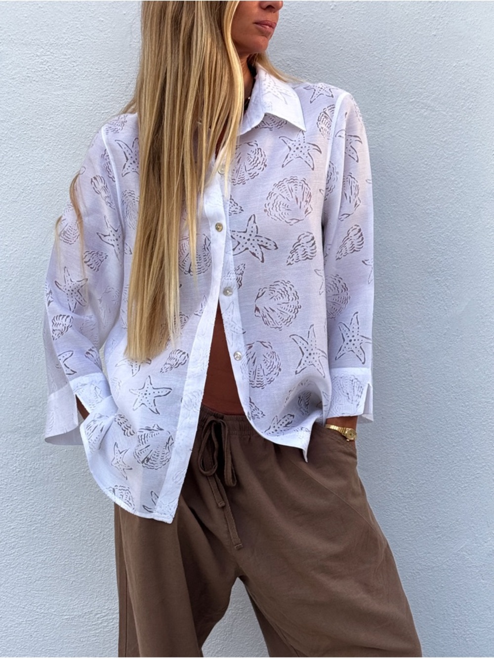 Vintage White Button up Shirt with Shell Detailing